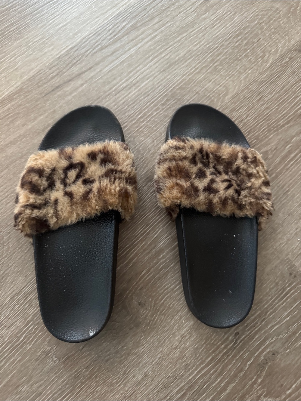 Faux Fur Leopard Slide Sandals